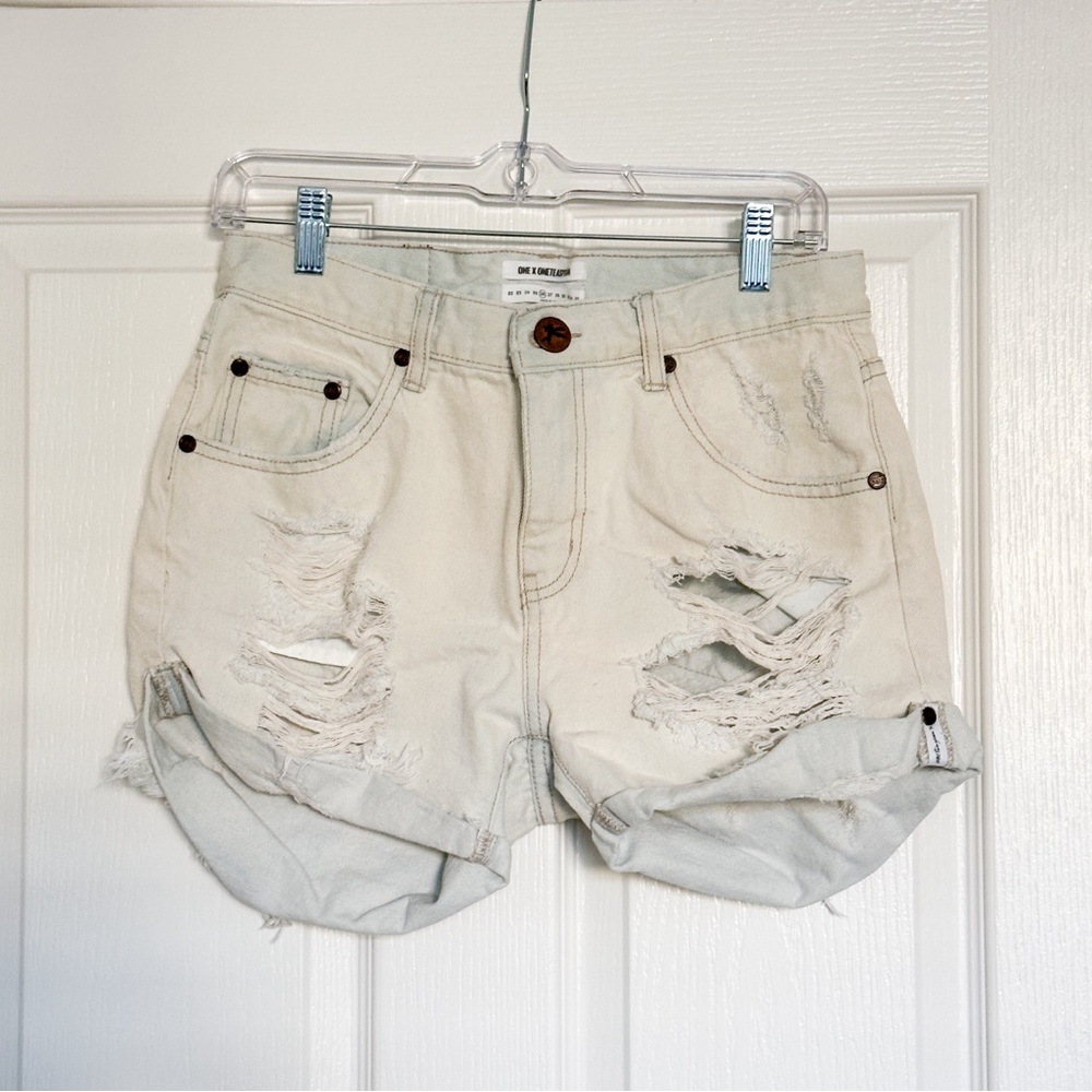One Teaspoon Destroyed Denim Shorts - size 26